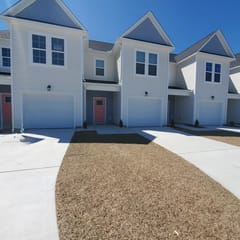 Coastline Townhome Beach Getaway - Located in Cedar Point, NC